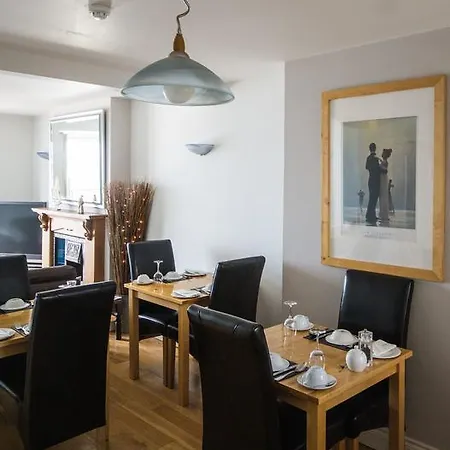 Atlantic Heights Gasthof 4*